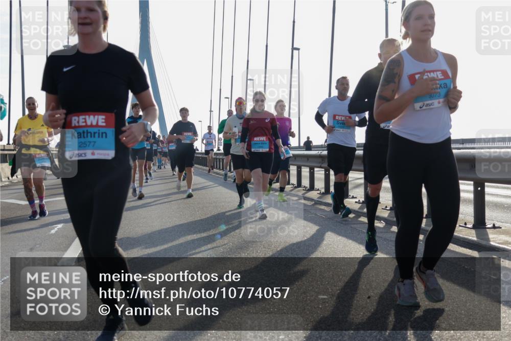 03.10.2026 - Köhlbrandbrückenlauf Yannick Fuchs http://msf.ph/oto/10774057 03.10.2026 09:33:00 Position 1 2577, 3073, 1044 meine-sportfotos.de