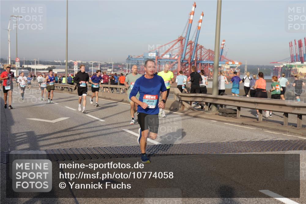 03.10.2026 - Köhlbrandbrückenlauf Yannick Fuchs http://msf.ph/oto/10774058 03.10.2026 09:38:03 Position 2 2138 meine-sportfotos.de