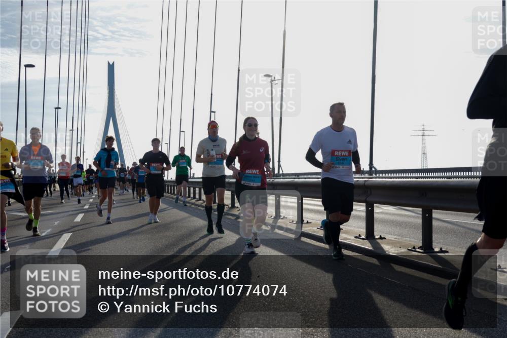 03.10.2026 - Köhlbrandbrückenlauf Yannick Fuchs http://msf.ph/oto/10774074 03.10.2026 09:33:01 Position 1  meine-sportfotos.de
