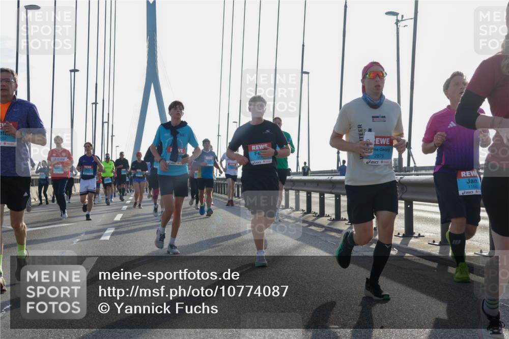 03.10.2026 - Köhlbrandbrückenlauf Yannick Fuchs http://msf.ph/oto/10774087 03.10.2026 09:33:02 Position 1 102, 361, 6, 307, 2875, 1156 meine-sportfotos.de
