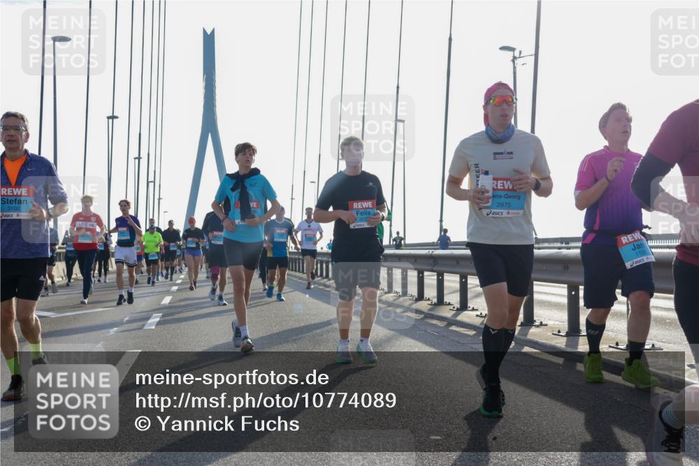 03.10.2026 - Köhlbrandbrückenlauf Yannick Fuchs http://msf.ph/oto/10774089 03.10.2026 09:33:02 Position 1 3102, 361, 307, 2875, 1156 meine-sportfotos.de