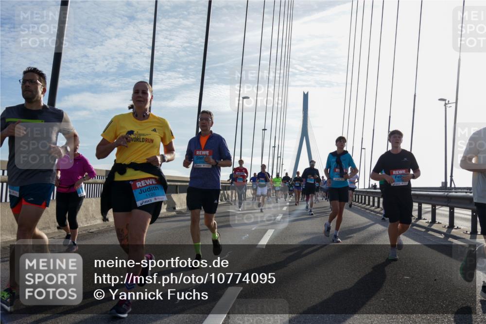 03.10.2026 - Köhlbrandbrückenlauf Yannick Fuchs http://msf.ph/oto/10774095 03.10.2026 09:33:03 Position 1 1120 meine-sportfotos.de
