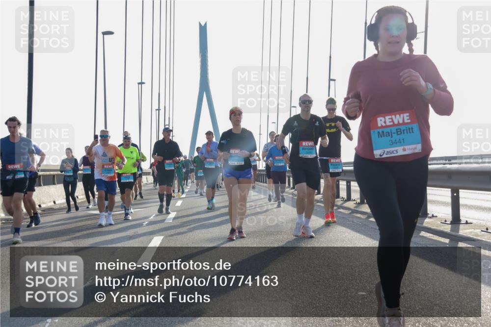 03.10.2026 - Köhlbrandbrückenlauf Yannick Fuchs http://msf.ph/oto/10774163 03.10.2026 09:33:08 Position 1 3441 meine-sportfotos.de