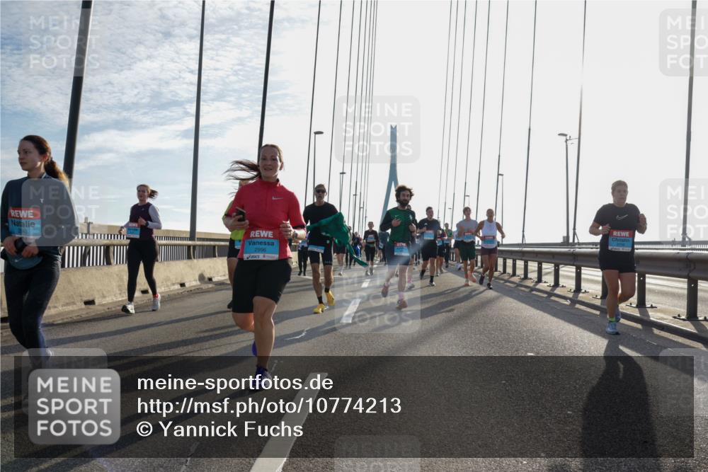 03.10.2026 - Köhlbrandbrückenlauf Yannick Fuchs http://msf.ph/oto/10774213 03.10.2026 09:33:14 Position 1 2643, 2996 meine-sportfotos.de