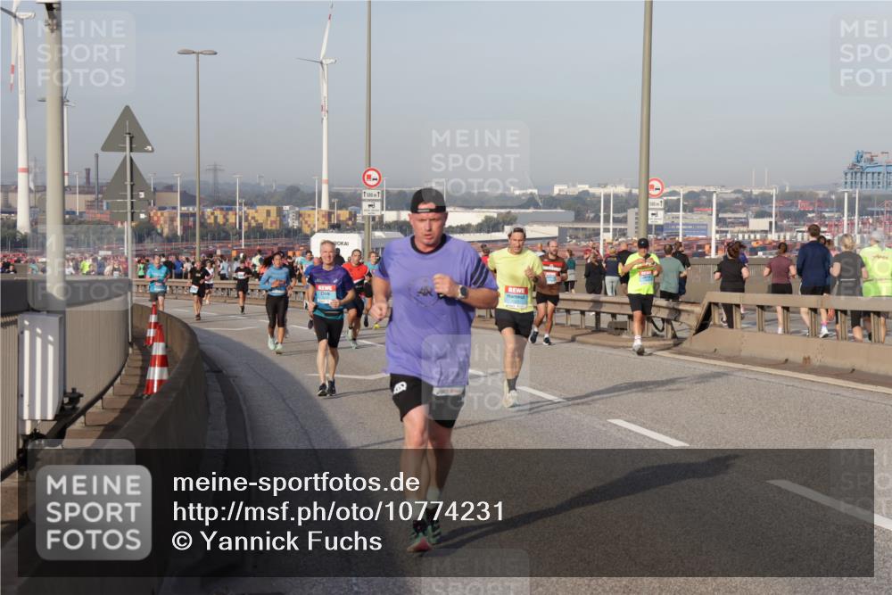 03.10.2026 - Köhlbrandbrückenlauf Yannick Fuchs http://msf.ph/oto/10774231 03.10.2026 09:38:36 Position 2  meine-sportfotos.de