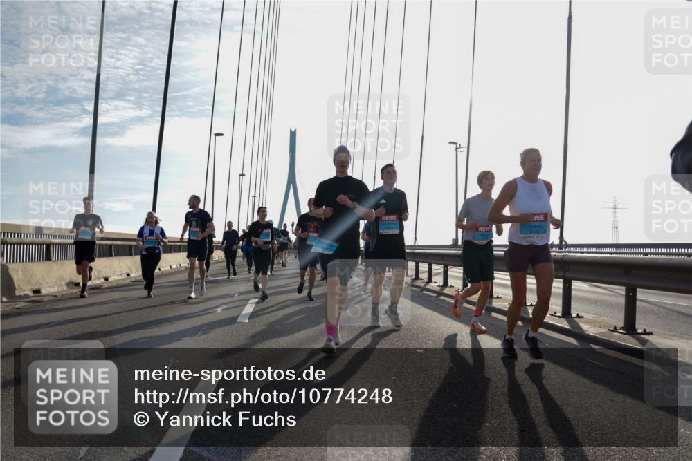 03.10.2026 - Köhlbrandbrückenlauf Yannick Fuchs http://msf.ph/oto/10774248 03.10.2026 09:33:17 Position 1 3733 meine-sportfotos.de