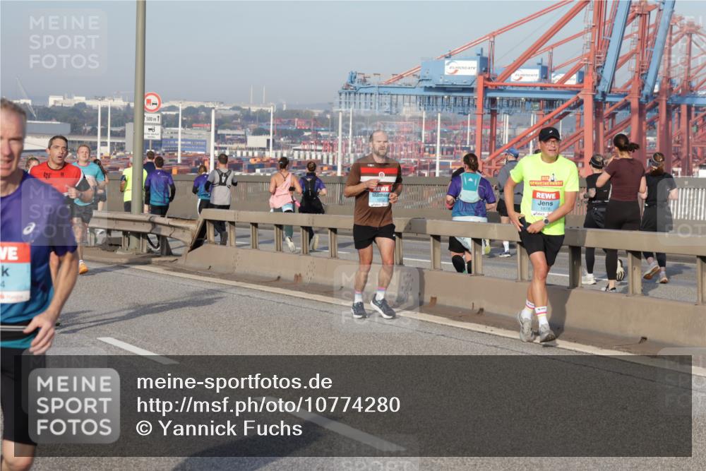 03.10.2026 - Köhlbrandbrückenlauf Yannick Fuchs http://msf.ph/oto/10774280 03.10.2026 09:38:42 Position 2 4, 500, 1532, 1878 meine-sportfotos.de