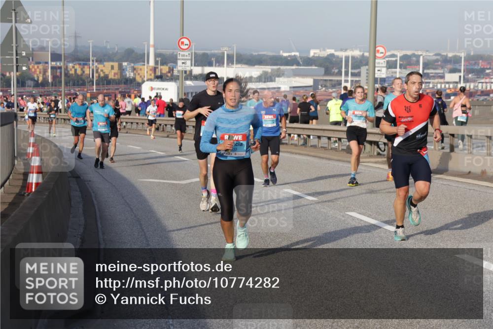 03.10.2026 - Köhlbrandbrückenlauf Yannick Fuchs http://msf.ph/oto/10774282 03.10.2026 09:38:44 Position 2 1500, 500 meine-sportfotos.de