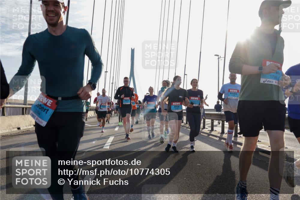 03.10.2026 - Köhlbrandbrückenlauf Yannick Fuchs http://msf.ph/oto/10774305 03.10.2026 09:33:22 Position 1 3264, 1728 meine-sportfotos.de