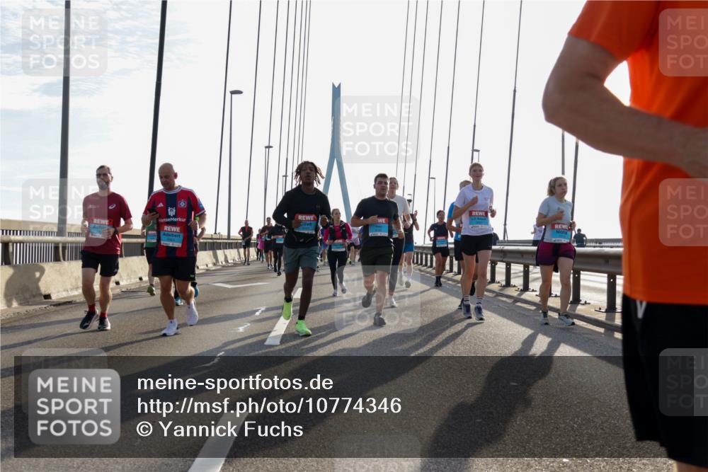 03.10.2026 - Köhlbrandbrückenlauf Yannick Fuchs http://msf.ph/oto/10774346 03.10.2026 09:33:26 Position 1 2063 meine-sportfotos.de