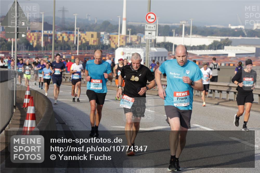 03.10.2026 - Köhlbrandbrückenlauf Yannick Fuchs http://msf.ph/oto/10774347 03.10.2026 09:38:51 Position 2 1, 500, 2333, 2228, 2006 meine-sportfotos.de