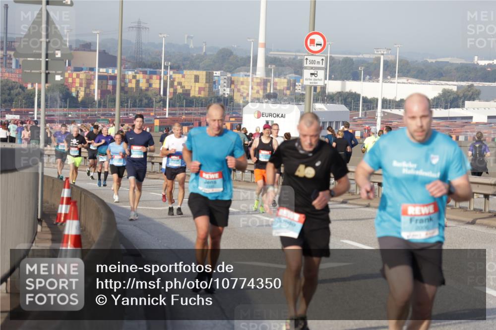 03.10.2026 - Köhlbrandbrückenlauf Yannick Fuchs http://msf.ph/oto/10774350 03.10.2026 09:38:51 Position 2 500 meine-sportfotos.de