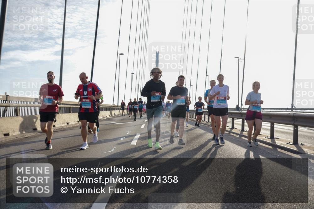 03.10.2026 - Köhlbrandbrückenlauf Yannick Fuchs http://msf.ph/oto/10774358 03.10.2026 09:33:26 Position 1  meine-sportfotos.de