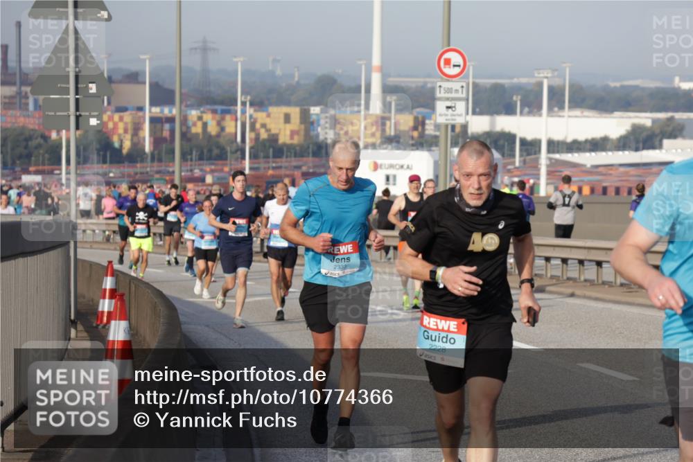03.10.2026 - Köhlbrandbrückenlauf Yannick Fuchs http://msf.ph/oto/10774366 03.10.2026 09:38:52 Position 2 1, 500, 2333, 40, 2228 meine-sportfotos.de