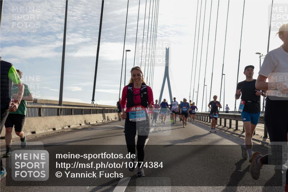 03.10.2026 - Köhlbrandbrückenlauf Yannick Fuchs http://msf.ph/oto/10774384 03.10.2026 09:33:29 Position 1 3041 meine-sportfotos.de