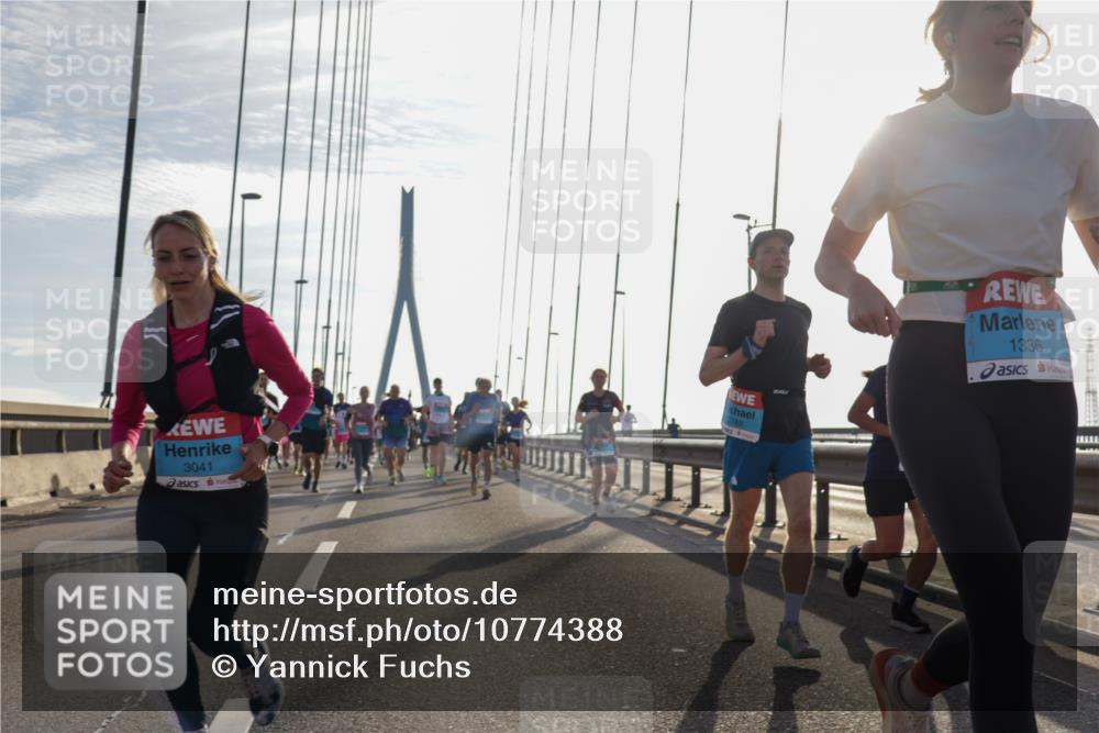 03.10.2026 - Köhlbrandbrückenlauf Yannick Fuchs http://msf.ph/oto/10774388 03.10.2026 09:33:29 Position 1 3041, 2789, 1336 meine-sportfotos.de