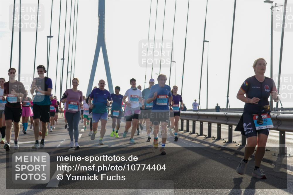 03.10.2026 - Köhlbrandbrückenlauf Yannick Fuchs http://msf.ph/oto/10774404 03.10.2026 09:33:31 Position 1 235 meine-sportfotos.de