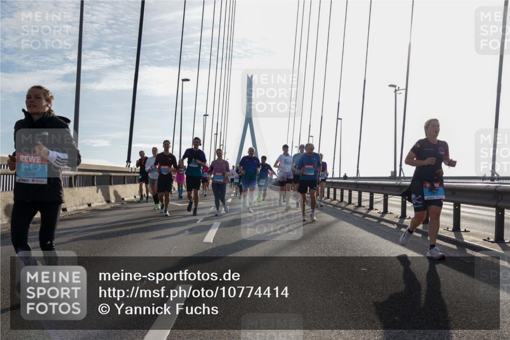 03.10.2026 - Köhlbrandbrückenlauf Yannick Fuchs http://msf.ph/oto/10774414 03.10.2026 09:33:31 Position 1 3819 meine-sportfotos.de