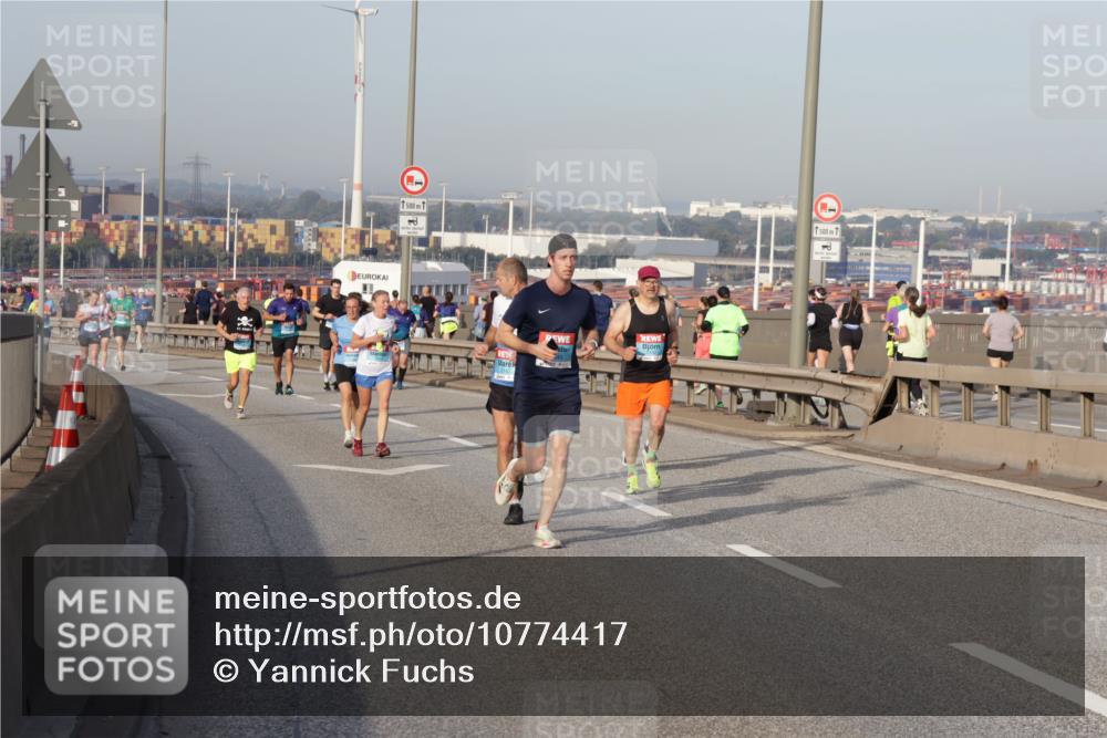 03.10.2026 - Köhlbrandbrückenlauf Yannick Fuchs http://msf.ph/oto/10774417 03.10.2026 09:39:00 Position 2 1500, 500 meine-sportfotos.de