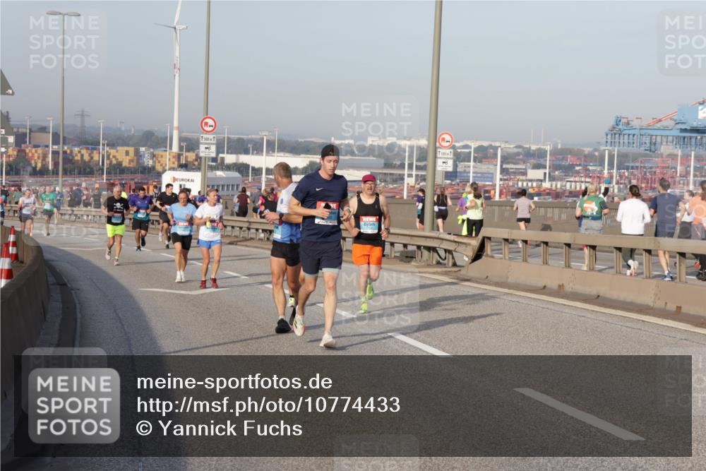 03.10.2026 - Köhlbrandbrückenlauf Yannick Fuchs http://msf.ph/oto/10774433 03.10.2026 09:39:01 Position 2 500, 500 meine-sportfotos.de