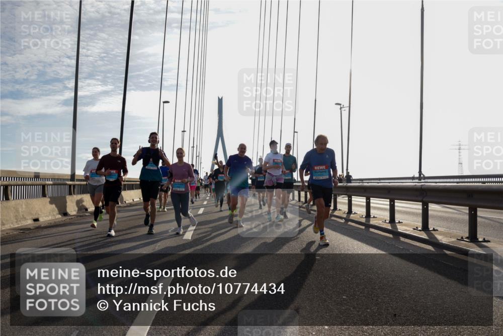 03.10.2026 - Köhlbrandbrückenlauf Yannick Fuchs http://msf.ph/oto/10774434 03.10.2026 09:33:33 Position 1  meine-sportfotos.de