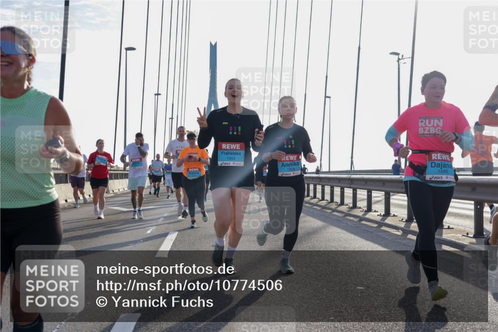 03.10.2026 - Köhlbrandbrückenlauf Yannick Fuchs http://msf.ph/oto/10774506 03.10.2026 09:33:40 Position 1 1905, 1906, 1986 meine-sportfotos.de
