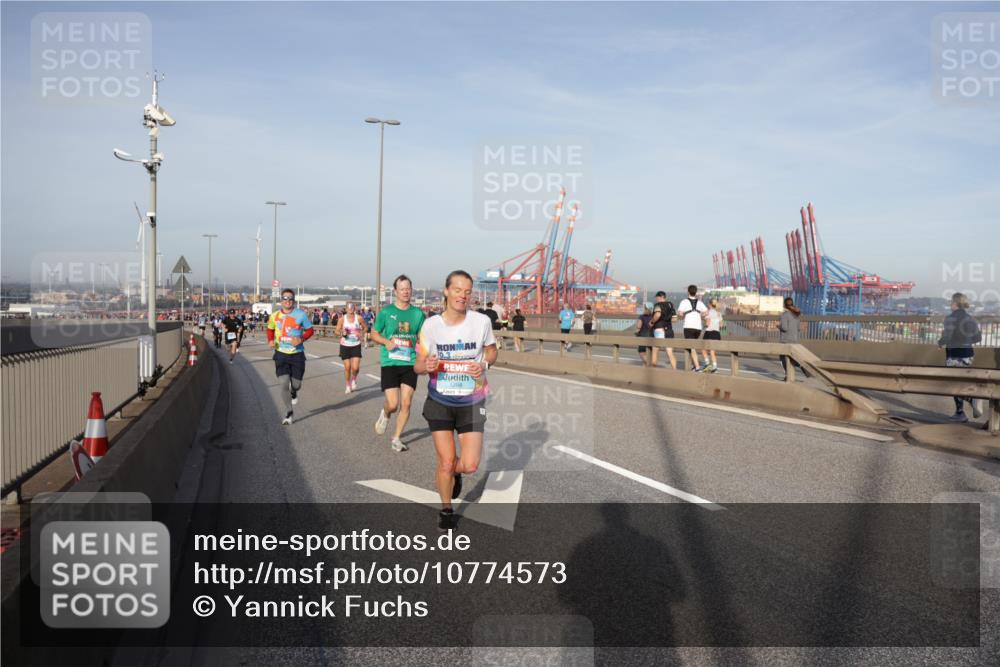 03.10.2026 - Köhlbrandbrückenlauf Yannick Fuchs http://msf.ph/oto/10774573 03.10.2026 09:39:20 Position 2 10, 3 meine-sportfotos.de