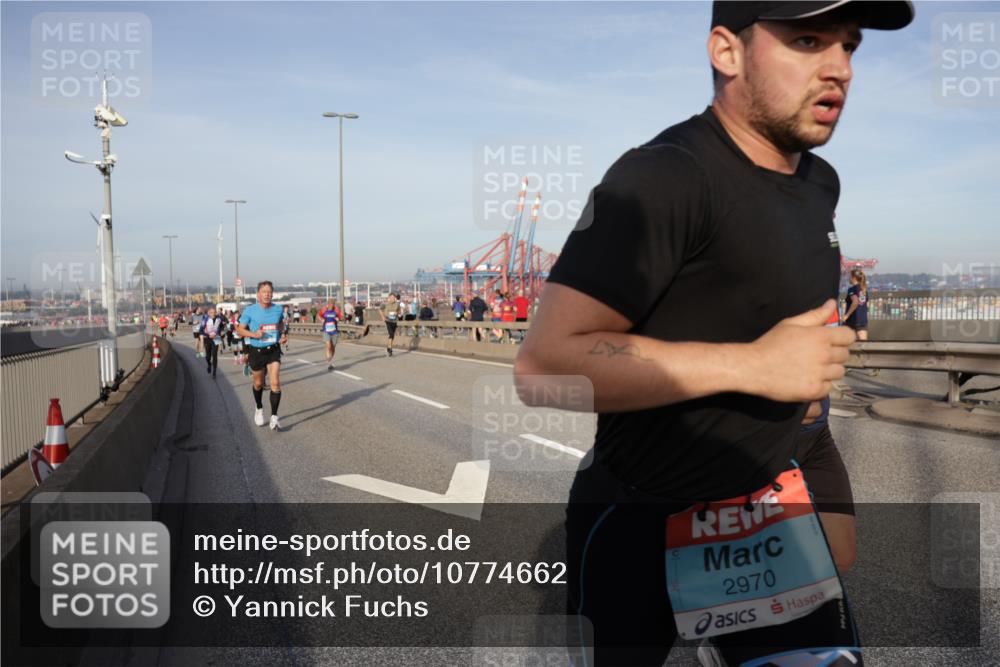 03.10.2026 - Köhlbrandbrückenlauf Yannick Fuchs http://msf.ph/oto/10774662 03.10.2026 09:39:28 Position 2 2970 meine-sportfotos.de