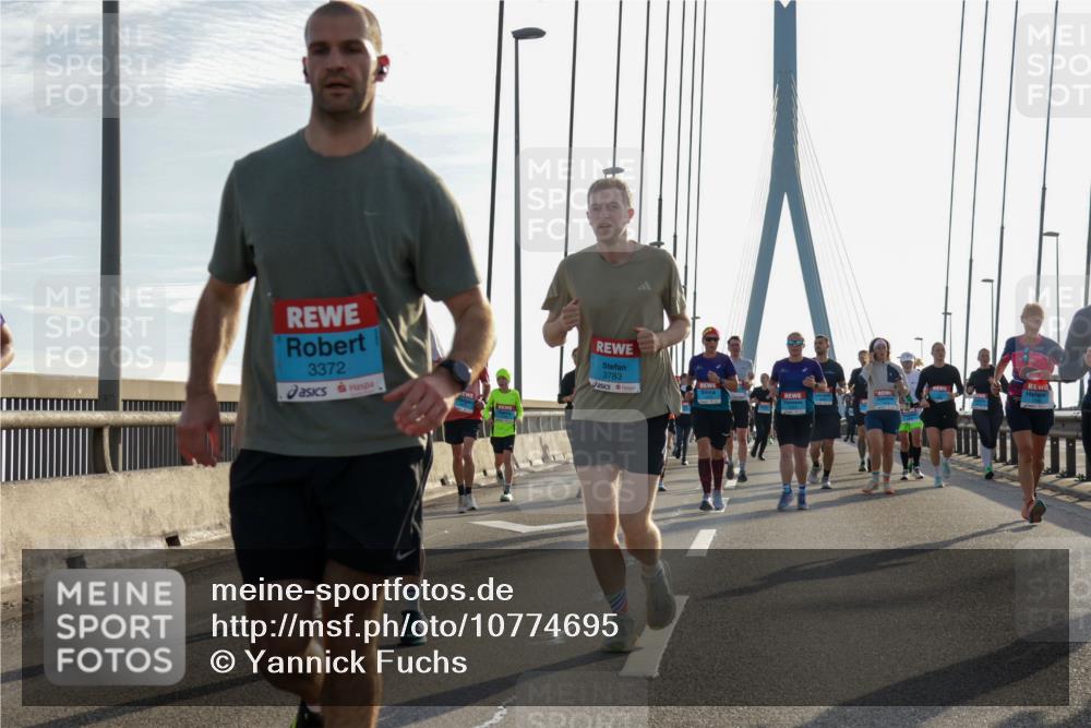 03.10.2026 - Köhlbrandbrückenlauf Yannick Fuchs http://msf.ph/oto/10774695 03.10.2026 09:33:55 Position 1 3372, 3783 meine-sportfotos.de