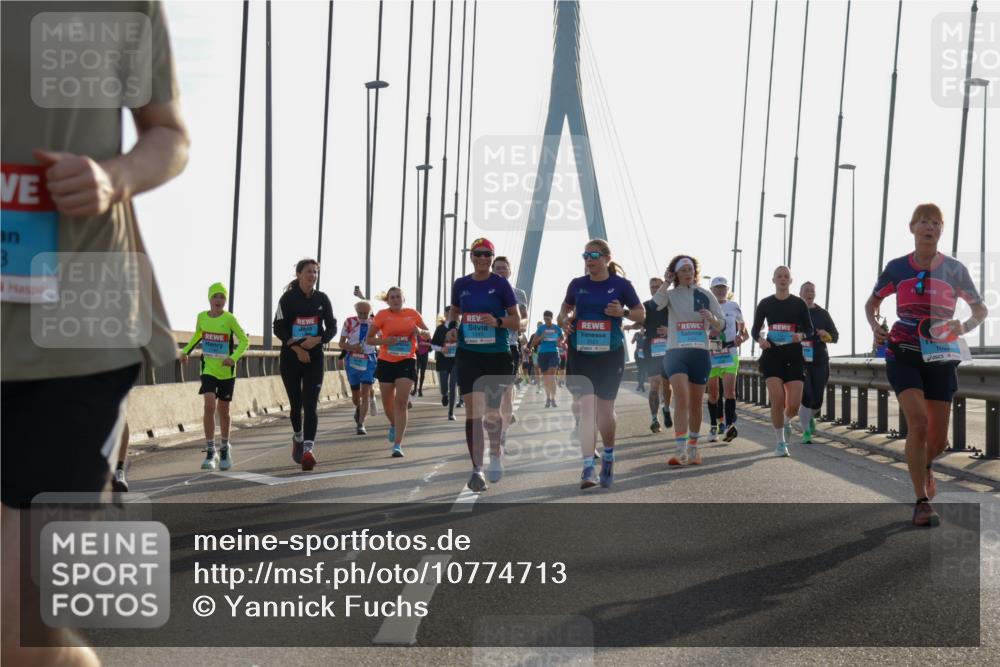03.10.2026 - Köhlbrandbrückenlauf Yannick Fuchs http://msf.ph/oto/10774713 03.10.2026 09:33:56 Position 1 3, 1243 meine-sportfotos.de