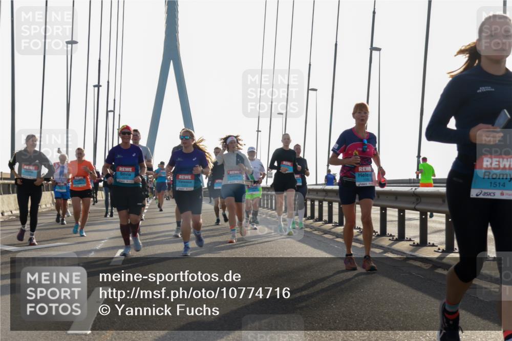 03.10.2026 - Köhlbrandbrückenlauf Yannick Fuchs http://msf.ph/oto/10774716 03.10.2026 09:33:56 Position 1 1514 meine-sportfotos.de