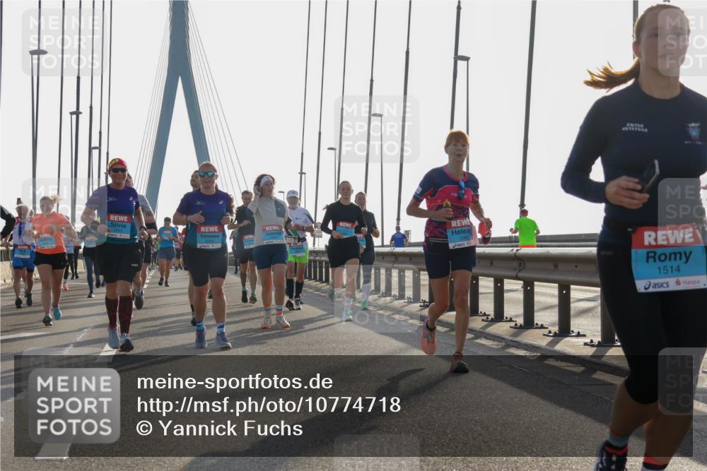03.10.2026 - Köhlbrandbrückenlauf Yannick Fuchs http://msf.ph/oto/10774718 03.10.2026 09:33:56 Position 1 1092, 1514 meine-sportfotos.de