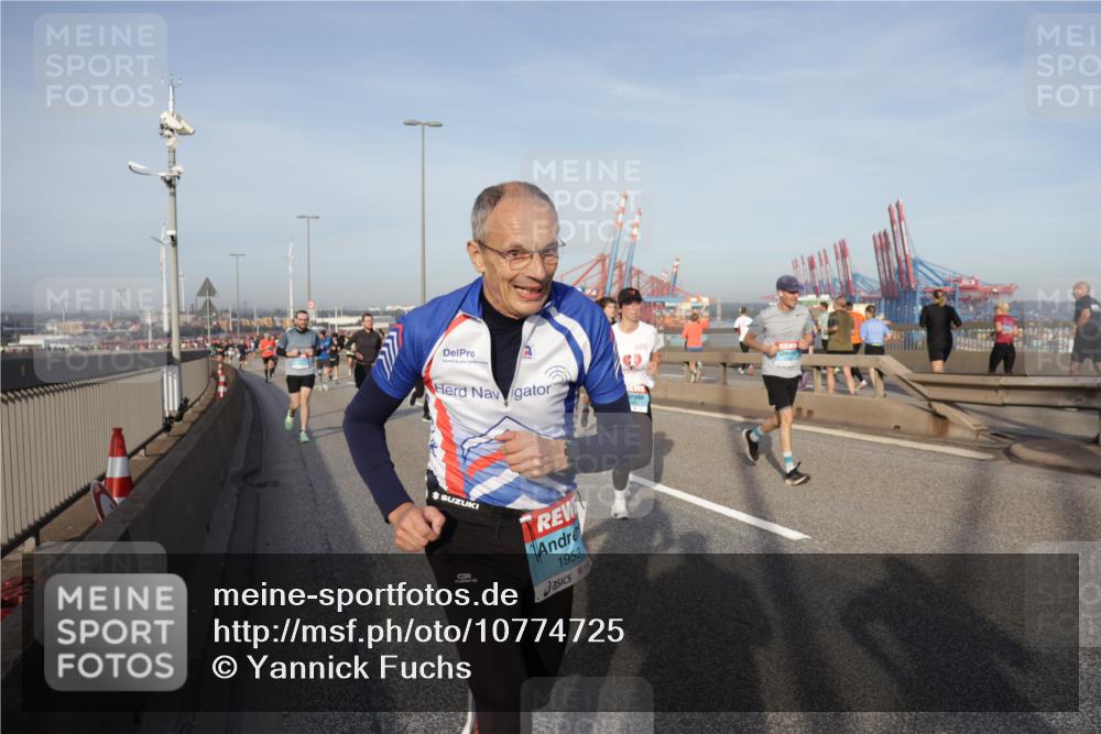 03.10.2026 - Köhlbrandbrückenlauf Yannick Fuchs http://msf.ph/oto/10774725 03.10.2026 09:39:35 Position 2 1953 meine-sportfotos.de