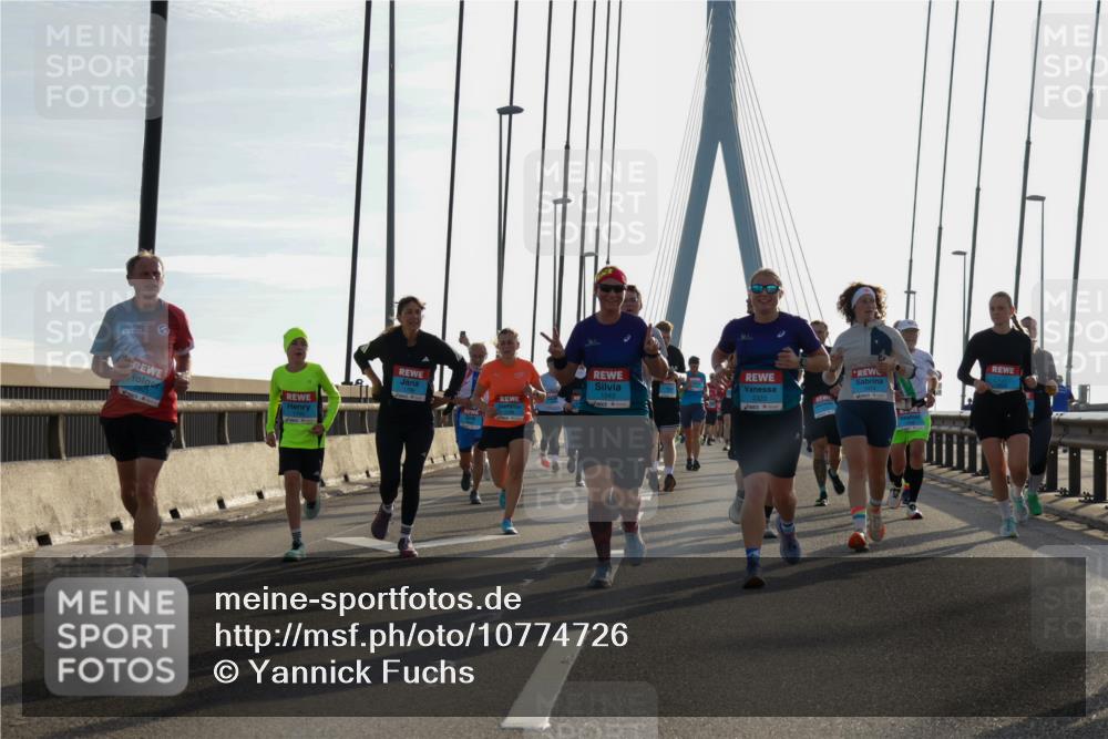 03.10.2026 - Köhlbrandbrückenlauf Yannick Fuchs http://msf.ph/oto/10774726 03.10.2026 09:33:57 Position 1 1243, 2323 meine-sportfotos.de