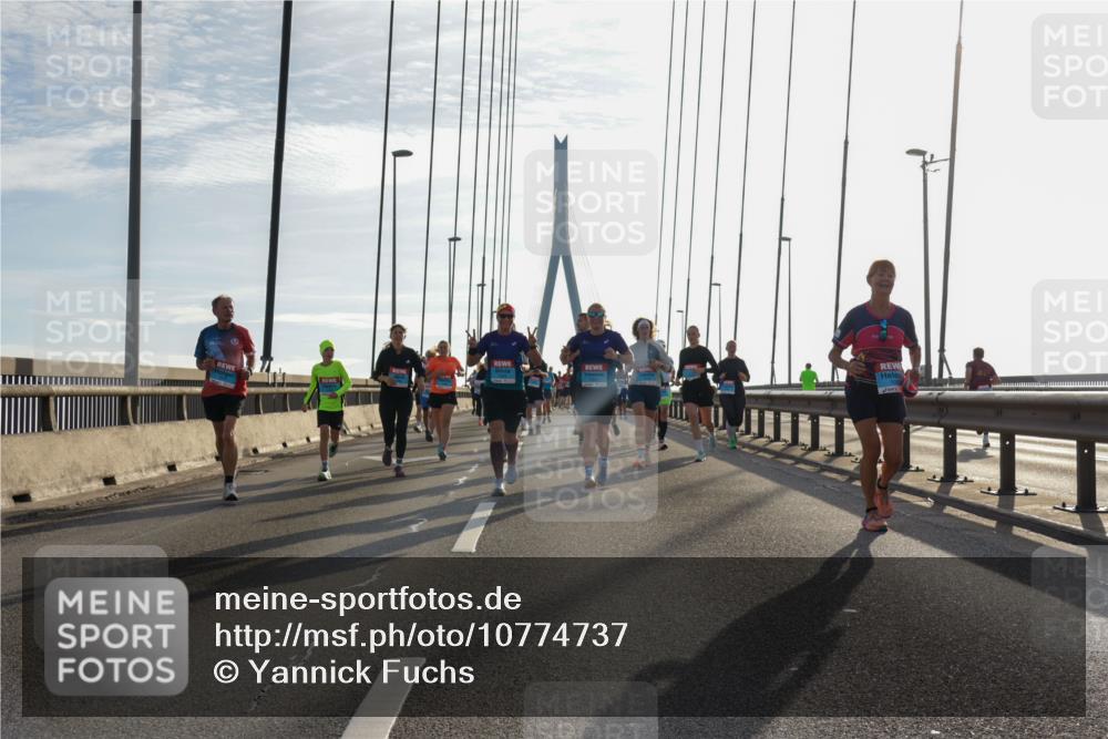03.10.2026 - Köhlbrandbrückenlauf Yannick Fuchs http://msf.ph/oto/10774737 03.10.2026 09:33:58 Position 1  meine-sportfotos.de