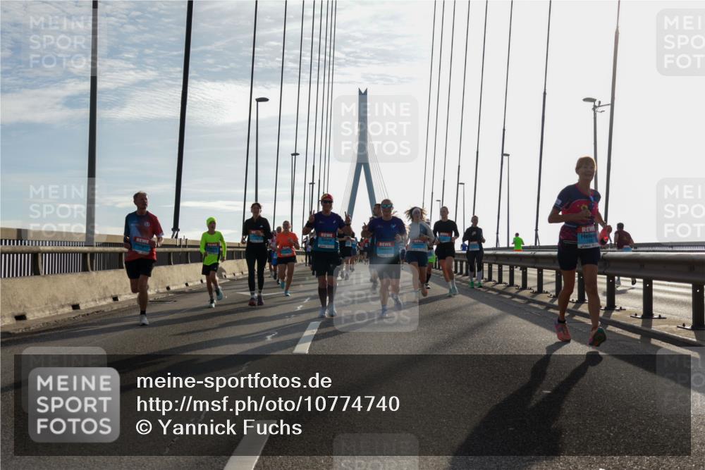 03.10.2026 - Köhlbrandbrückenlauf Yannick Fuchs http://msf.ph/oto/10774740 03.10.2026 09:33:58 Position 1  meine-sportfotos.de