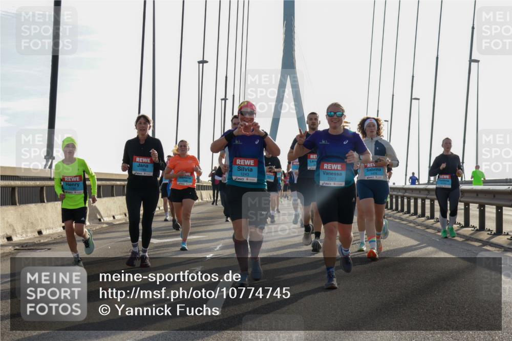 03.10.2026 - Köhlbrandbrückenlauf Yannick Fuchs http://msf.ph/oto/10774745 03.10.2026 09:33:58 Position 1 1790, 1789, 1243, 2323, 1474, 2743 meine-sportfotos.de