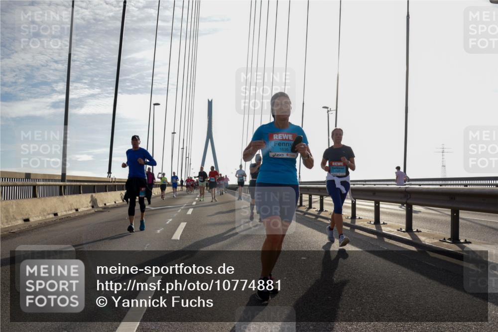 03.10.2026 - Köhlbrandbrückenlauf Yannick Fuchs http://msf.ph/oto/10774881 03.10.2026 09:34:08 Position 1 1635, 2800 meine-sportfotos.de
