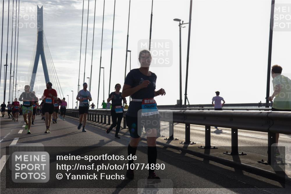 03.10.2026 - Köhlbrandbrückenlauf Yannick Fuchs http://msf.ph/oto/10774890 03.10.2026 09:34:09 Position 1 1051 meine-sportfotos.de