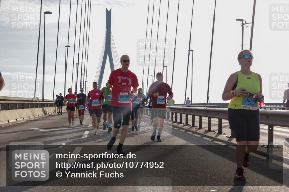 03.10.2026 - Köhlbrandbrückenlauf Yannick Fuchs http://msf.ph/oto/10774952 03.10.2026 09:34:16 Position 1 2589 meine-sportfotos.de