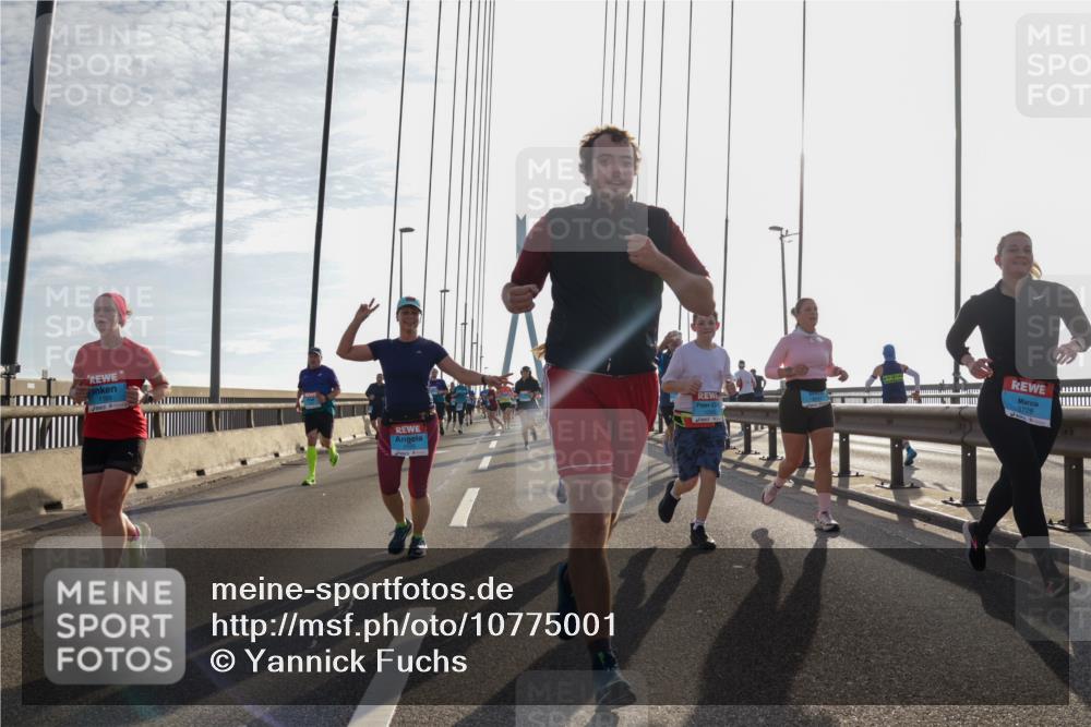 03.10.2026 - Köhlbrandbrückenlauf Yannick Fuchs http://msf.ph/oto/10775001 03.10.2026 09:34:22 Position 1 1169, 1595, 3728 meine-sportfotos.de