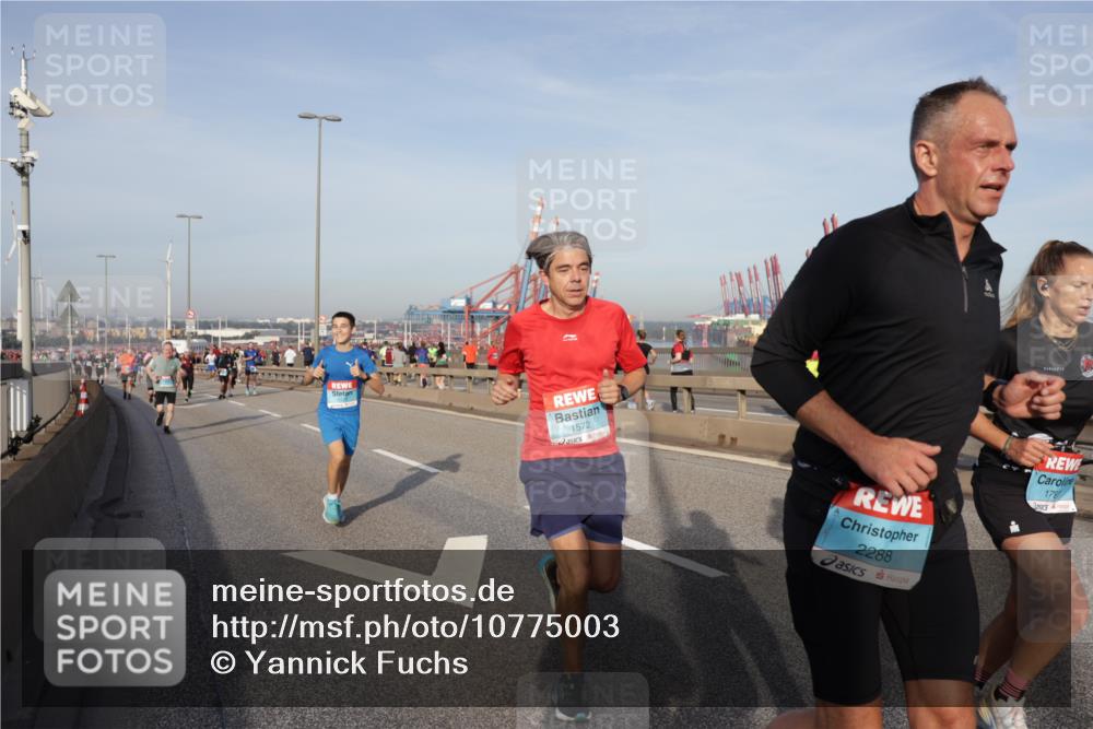 03.10.2026 - Köhlbrandbrückenlauf Yannick Fuchs http://msf.ph/oto/10775003 03.10.2026 09:40:01 Position 2 1572, 2288, 178 meine-sportfotos.de