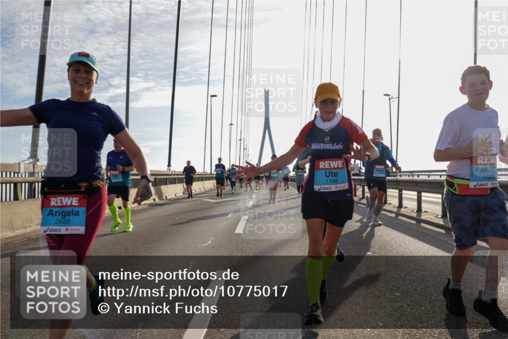 03.10.2026 - Köhlbrandbrückenlauf Yannick Fuchs http://msf.ph/oto/10775017 03.10.2026 09:34:23 Position 1 2685, 1198, 1595 meine-sportfotos.de
