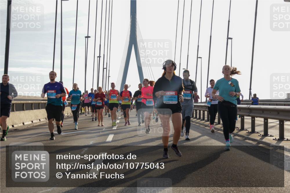 03.10.2026 - Köhlbrandbrückenlauf Yannick Fuchs http://msf.ph/oto/10775043 03.10.2026 09:34:25 Position 1 3156 meine-sportfotos.de