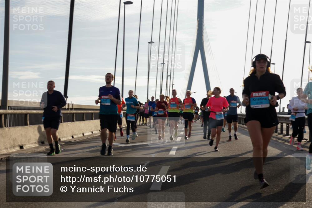 03.10.2026 - Köhlbrandbrückenlauf Yannick Fuchs http://msf.ph/oto/10775051 03.10.2026 09:34:25 Position 1 3156 meine-sportfotos.de