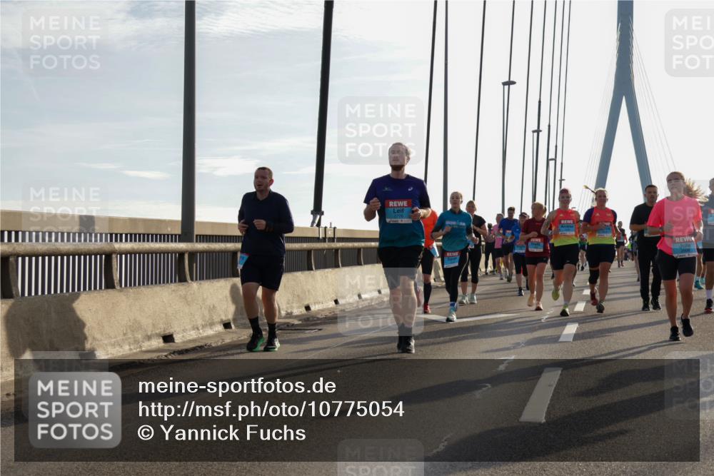 03.10.2026 - Köhlbrandbrückenlauf Yannick Fuchs http://msf.ph/oto/10775054 03.10.2026 09:34:26 Position 1  meine-sportfotos.de