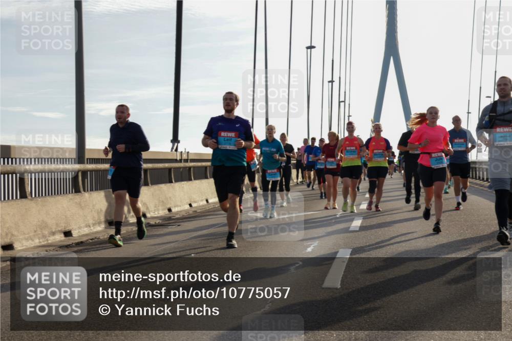 03.10.2026 - Köhlbrandbrückenlauf Yannick Fuchs http://msf.ph/oto/10775057 03.10.2026 09:34:26 Position 1  meine-sportfotos.de