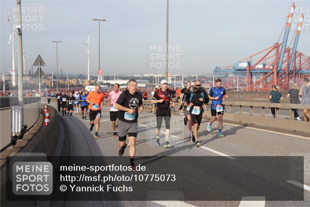 03.10.2026 - Köhlbrandbrückenlauf Yannick Fuchs http://msf.ph/oto/10775073 03.10.2026 09:40:08 Position 2  meine-sportfotos.de