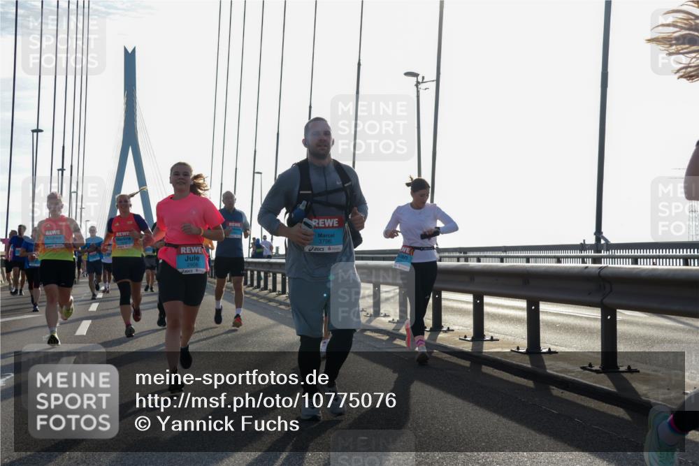 03.10.2026 - Köhlbrandbrückenlauf Yannick Fuchs http://msf.ph/oto/10775076 03.10.2026 09:34:27 Position 1 2908, 3796 meine-sportfotos.de