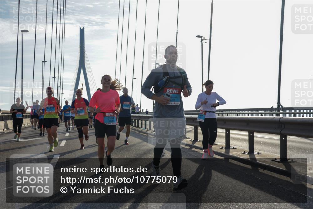 03.10.2026 - Köhlbrandbrückenlauf Yannick Fuchs http://msf.ph/oto/10775079 03.10.2026 09:34:27 Position 1 2908, 796 meine-sportfotos.de